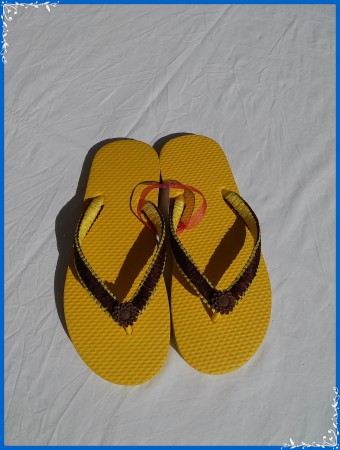 S2_Modelo_8 (Amarelo e Castanho com flor Castanho)